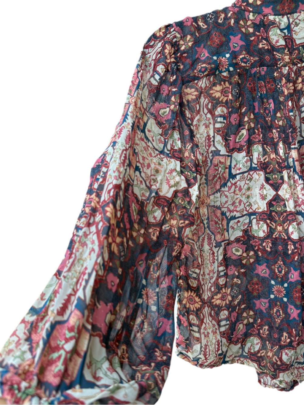 Anthropologie Estela Sheer Printed Blouse Medium Boho Rug Print Balloon Sleeve - Picture 10 of 16